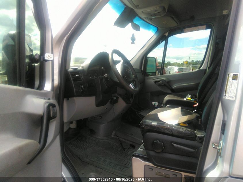 2016 MERCEDES-BENZ SPRINTER PASSENGER VANS WDZPE8CD3GP233983