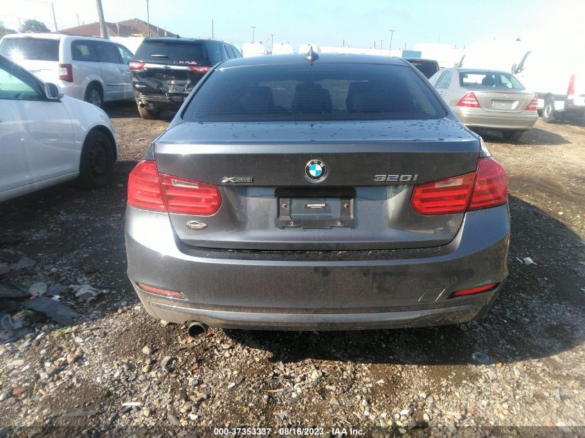 2013 BMW 3 SERIES 320I XDRIVE - WBA3C3C58DF979585