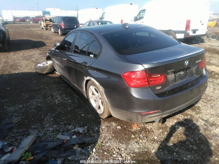 2013 BMW 3 SERIES 320I XDRIVE - WBA3C3C58DF979585
