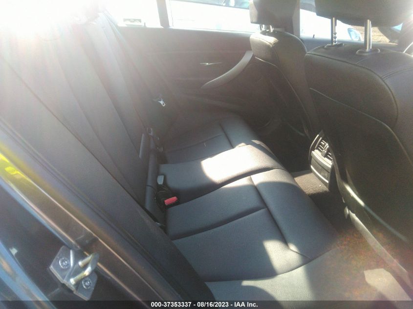 2013 BMW 3 SERIES 320I XDRIVE - WBA3C3C58DF979585