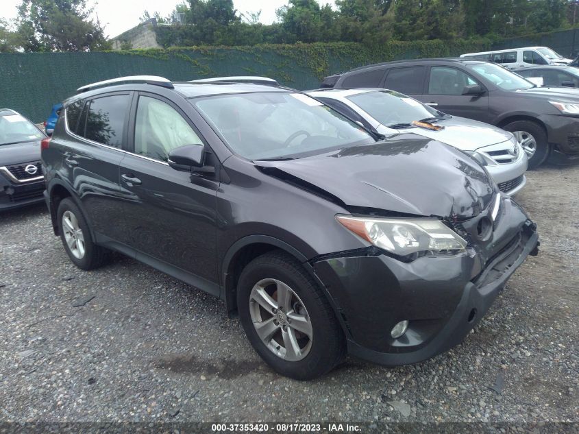 2013 TOYOTA RAV4 XLE - JTMRFREV0D5019087