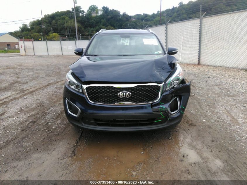 2017 KIA SORENTO LX - 5XYPGDA32HG334708