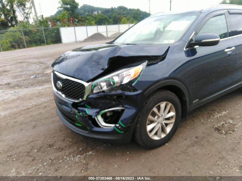 2017 KIA SORENTO LX - 5XYPGDA32HG334708