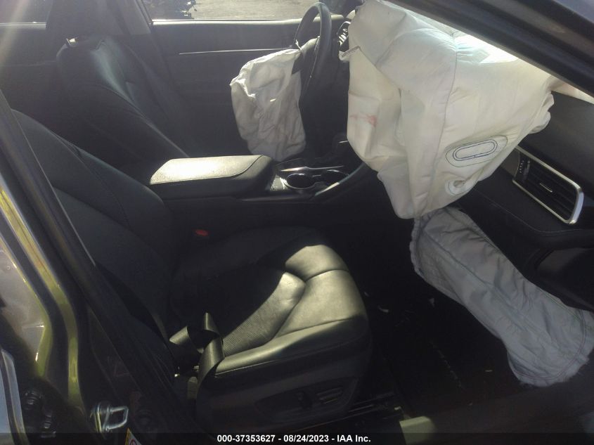 2018 TOYOTA CAMRY XSE - 4T1B61HK3JU120948