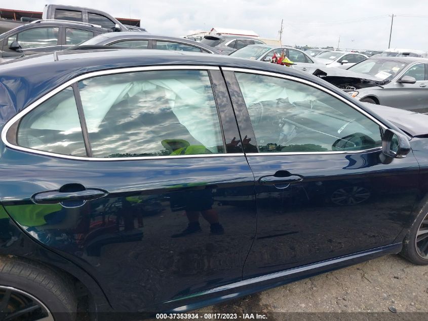 2018 TOYOTA CAMRY XSE - 4T1B61HK8JU520701
