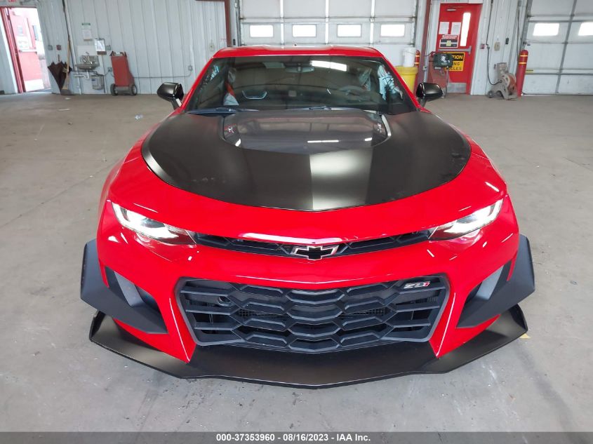 2018 CHEVROLET CAMARO ZL1 - 1G1FJ1R6XJ0120032