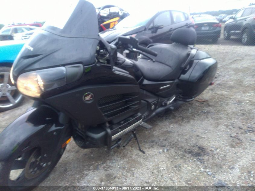 2014 HONDA GL1800 B - JH2SC6847EK100190