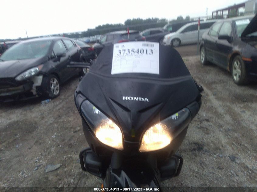 2014 HONDA GL1800 B - JH2SC6847EK100190