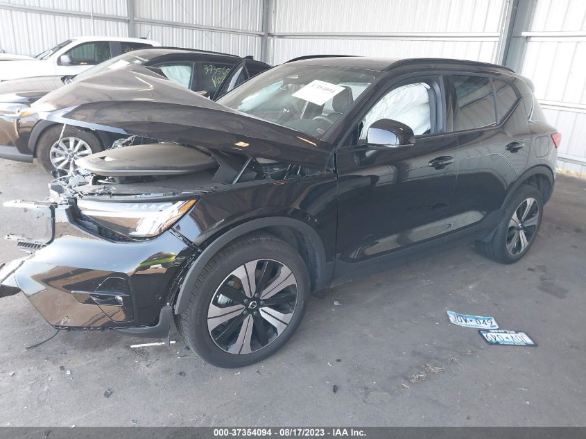 YV4ED3UL0P2012385 Volvo XC40 RECHARGE PLUS 2