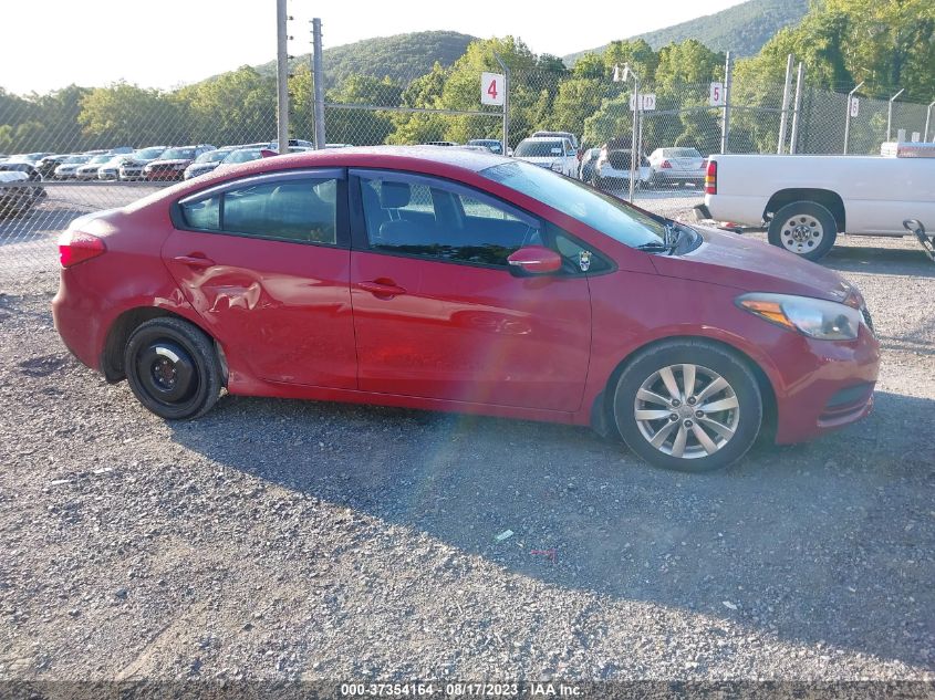 2016 KIA FORTE LX - KNAFX4A67G5480256