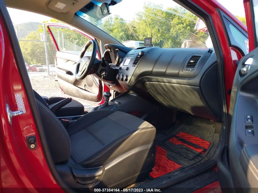 2016 KIA FORTE LX - KNAFX4A67G5480256