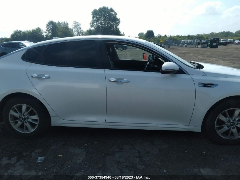 2016 KIA OPTIMA LX - KNAGT4L32G5072542