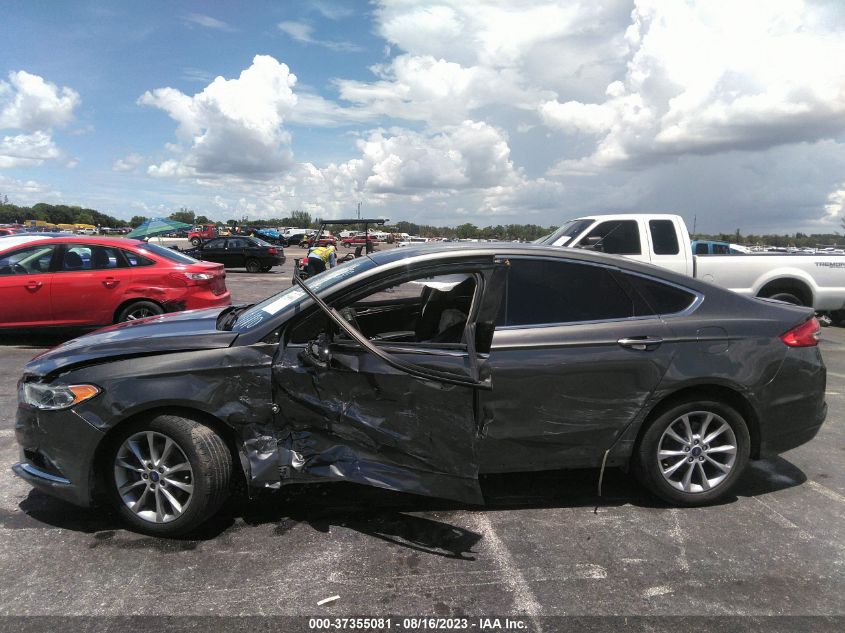 2017 FORD FUSION SE - 3FA6P0HD4HR204055
