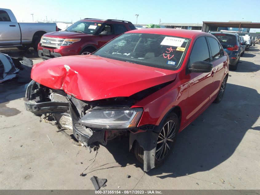 2018 VOLKSWAGEN JETTA 1.4T - 3VWDB7AJ0JM207981