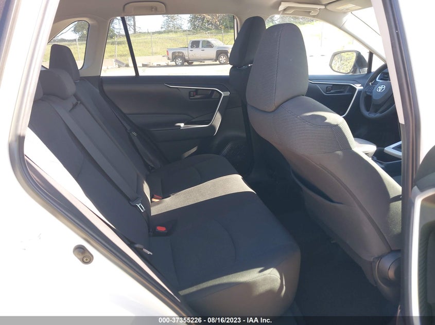 VIN 2T3H1RFVXNC183483 2022 TOYOTA RAV4 LE