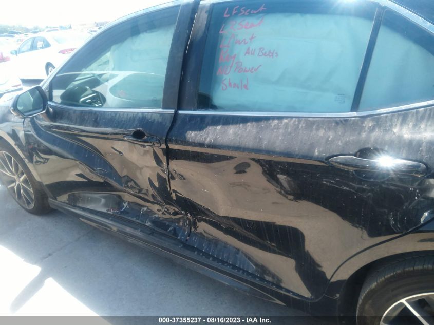 2022 TOYOTA CAMRY SE - 4T1G11AK7NU675602