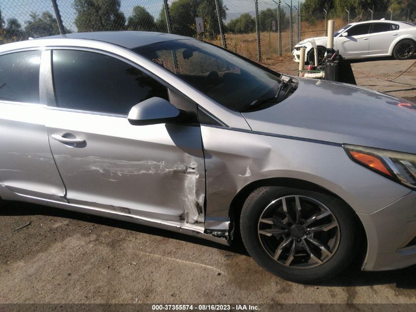 2015 HYUNDAI SONATA 2.4L SE - 5NPE24AF1FH034468