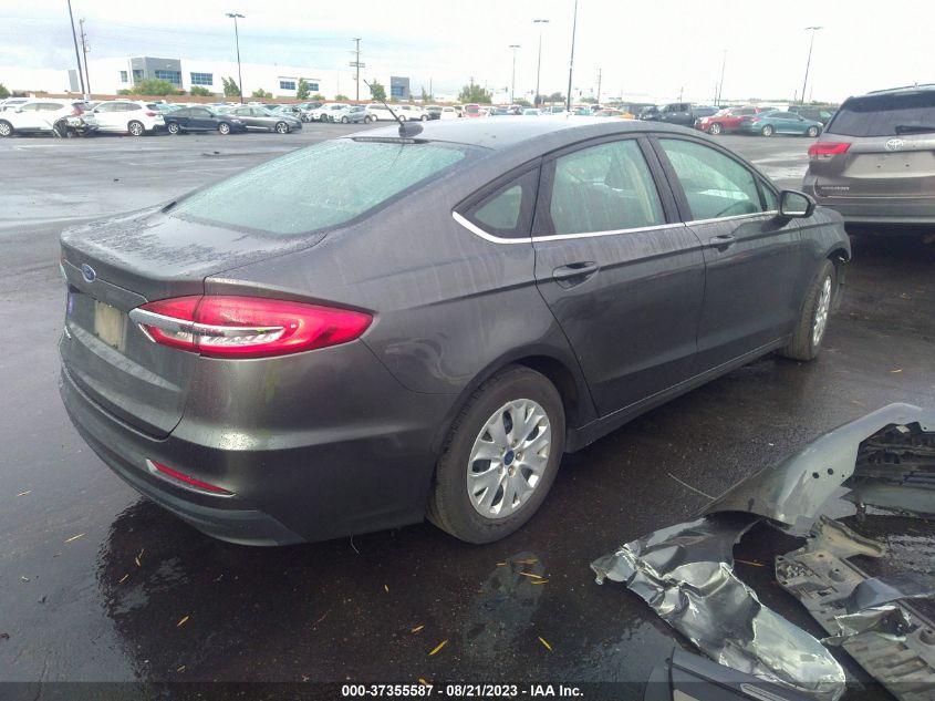 2019 FORD FUSION S - 3FA6P0G70KR277135