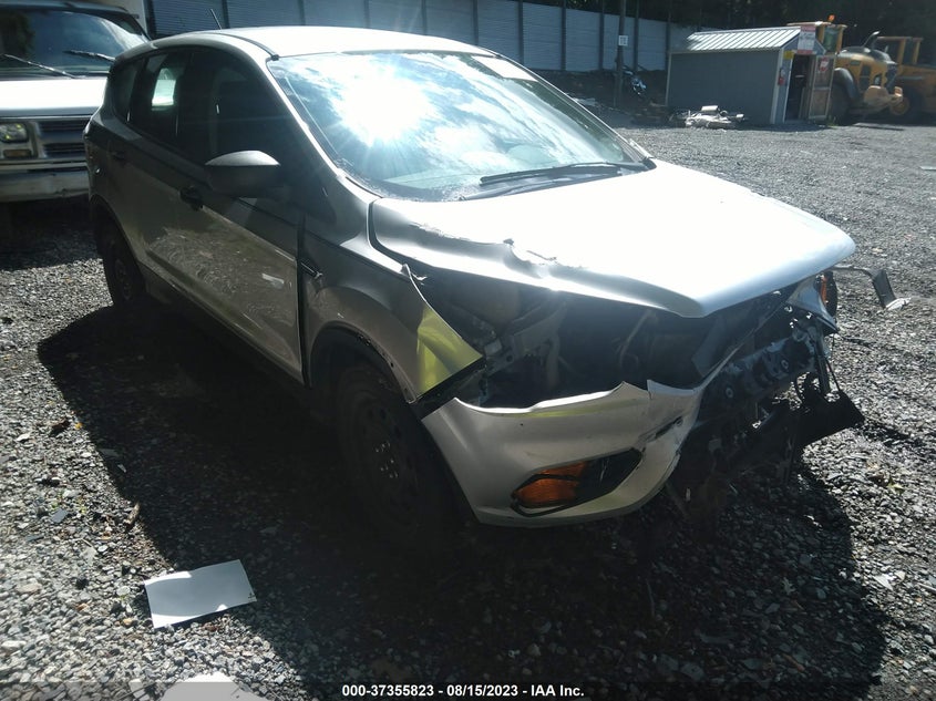 FORD ESCAPE S 2017