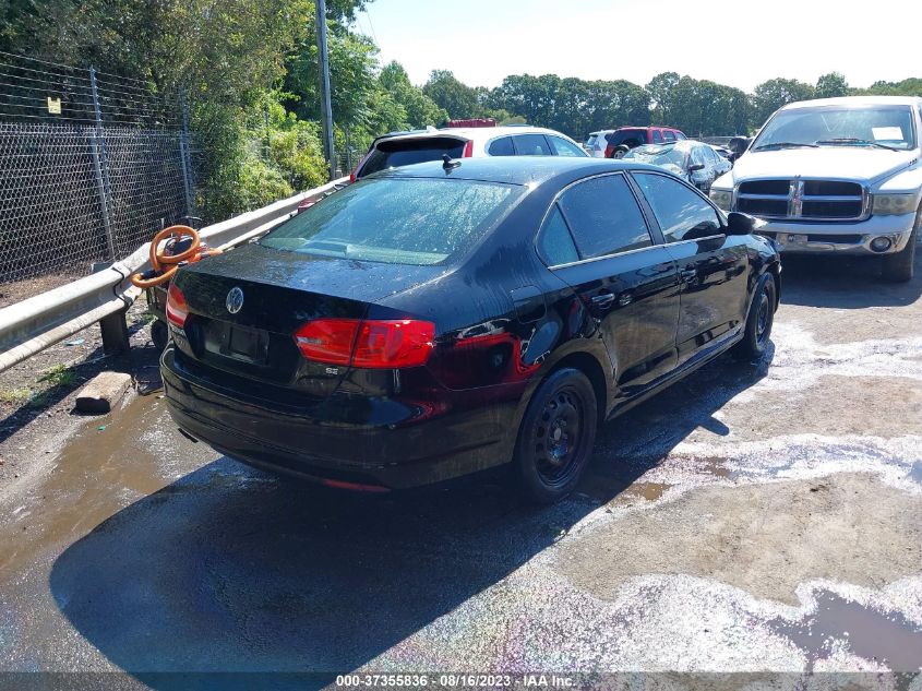 2014 VOLKSWAGEN JETTA SEDAN SE - 3VWB17AJ7EM387766