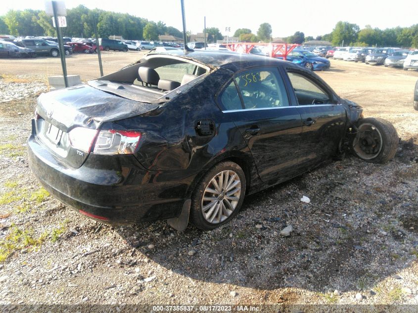 2013 VOLKSWAGEN JETTA SEDAN TDI W/PREMIUM/NAV - 3VW3L7AJ5DM362619