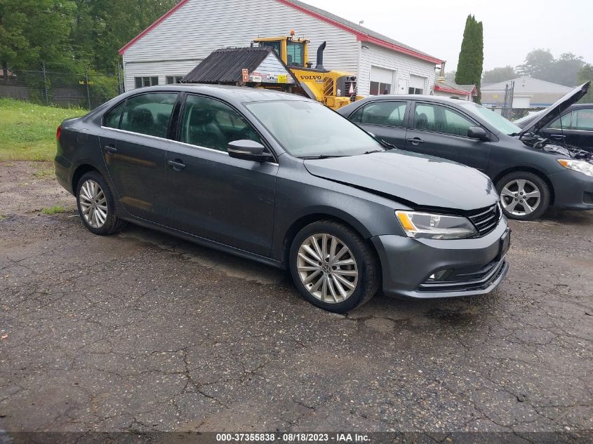 2015 VOLKSWAGEN JETTA SEDAN 1.8T SE - 3VWD17AJ1FM248324