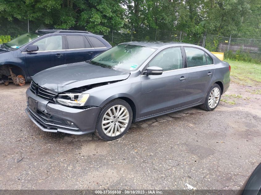 2015 VOLKSWAGEN JETTA SEDAN 1.8T SE - 3VWD17AJ1FM248324