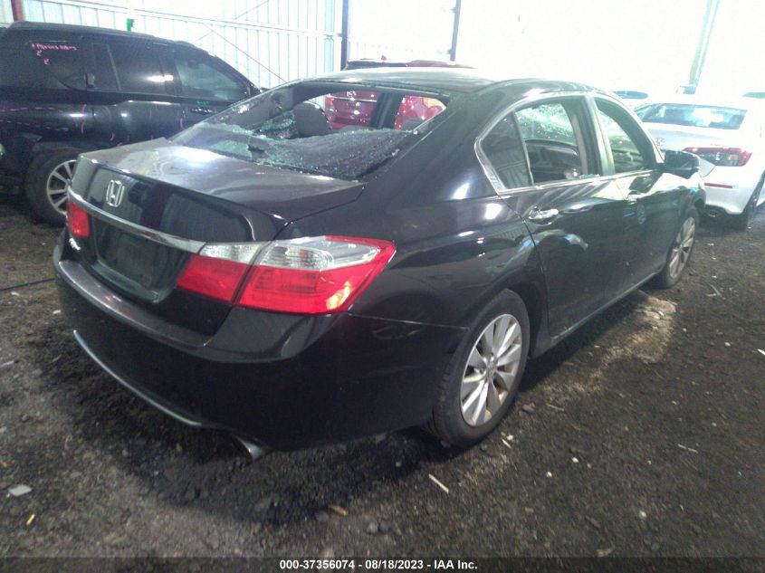 2015 HONDA ACCORD SEDAN EX - 1HGCR2F70FA220097