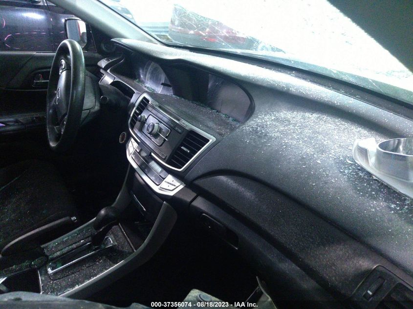 2015 HONDA ACCORD SEDAN EX - 1HGCR2F70FA220097