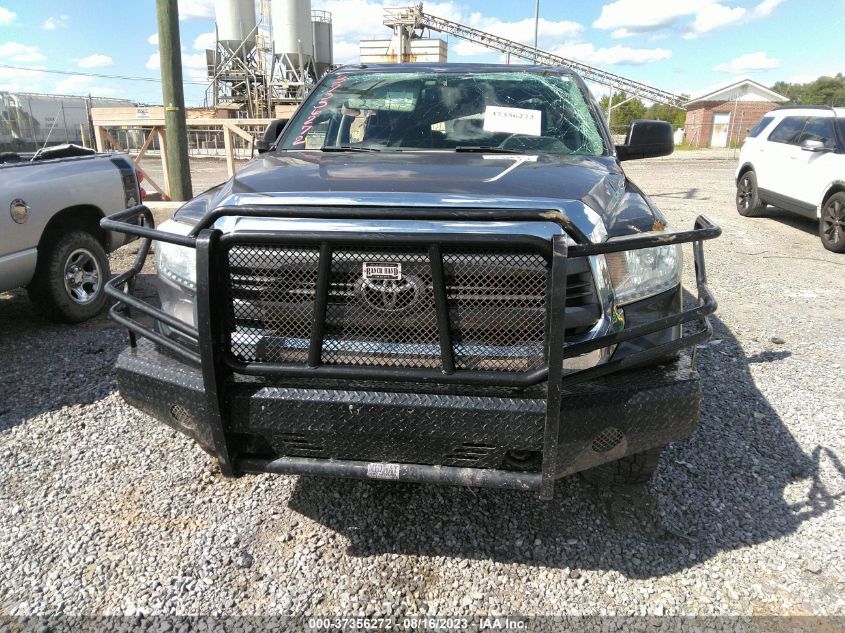 2014 TOYOTA TUNDRA 4WD TRUCK SR5 5TFDW5F14EX388541