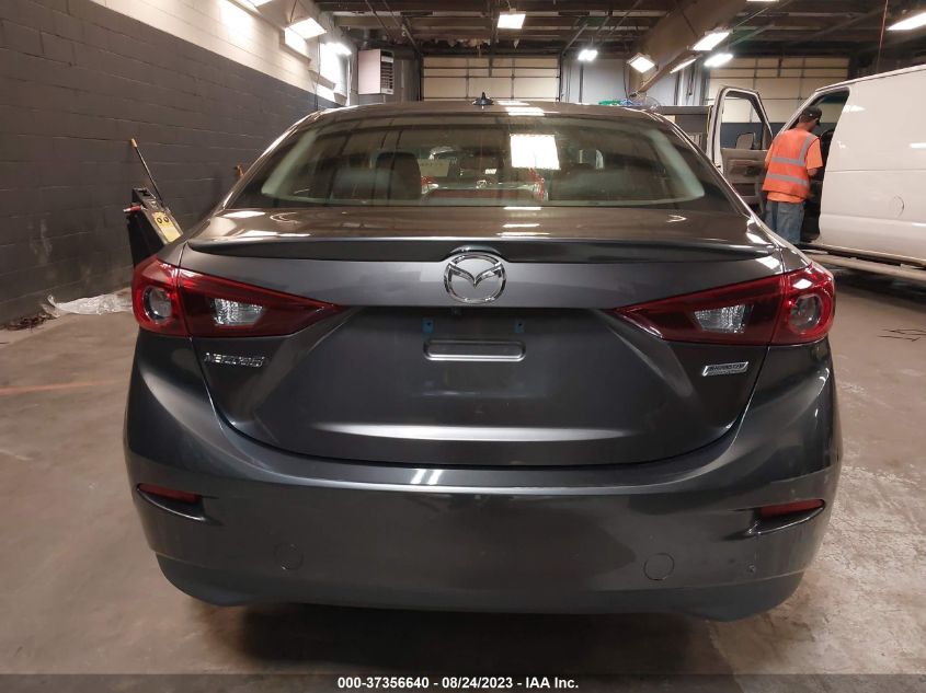 2018 MAZDA MAZDA3 4-DOOR TOURING 3MZBN1V3XJM237982