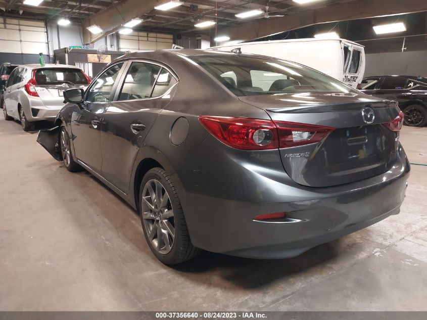 2018 MAZDA MAZDA3 4-DOOR TOURING 3MZBN1V3XJM237982