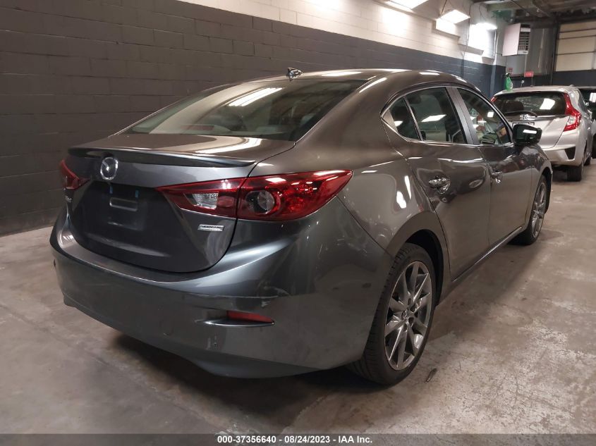 2018 MAZDA MAZDA3 4-DOOR TOURING 3MZBN1V3XJM237982