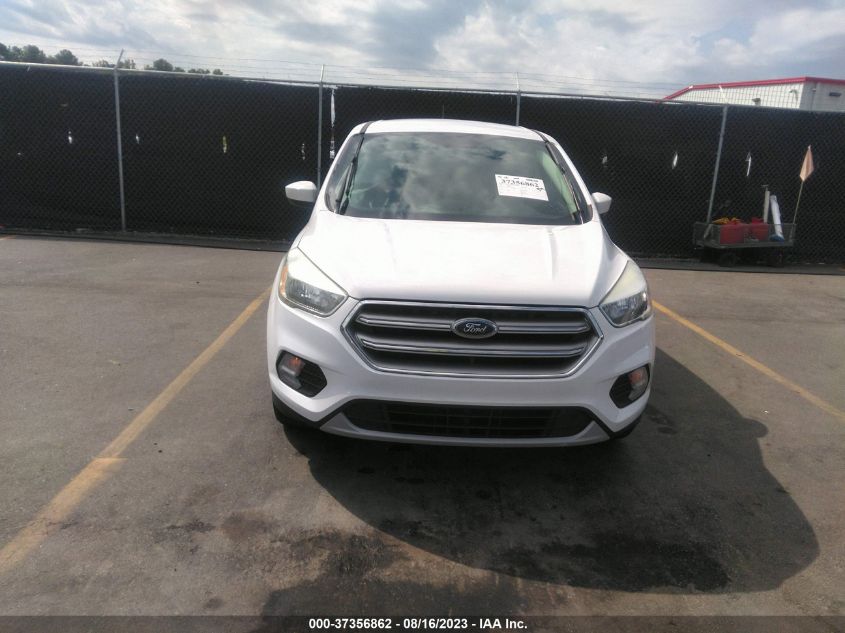 2017 FORD ESCAPE SE - 1FMCU0GD4HUC97848