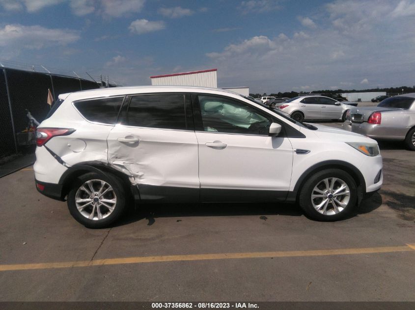 2017 FORD ESCAPE SE - 1FMCU0GD4HUC97848