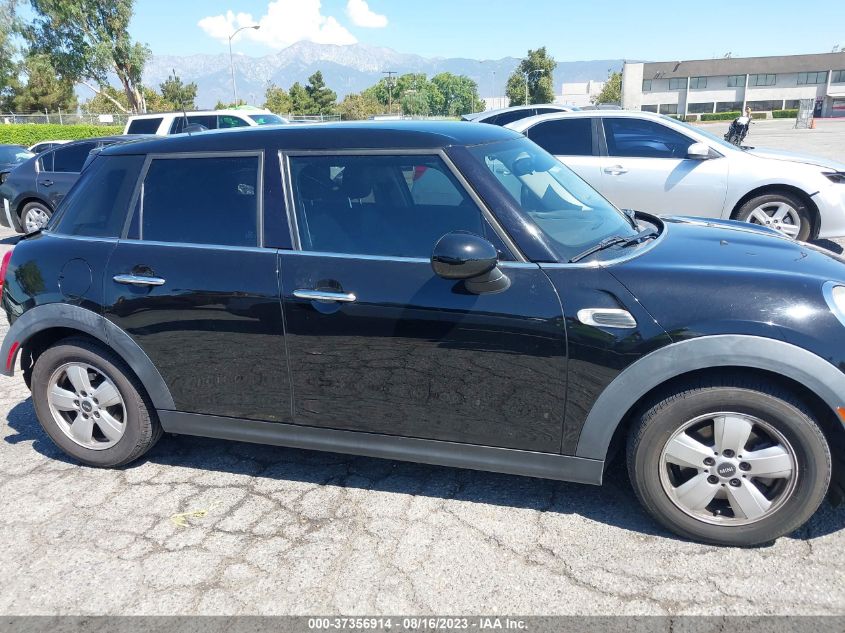 2015 MINI COOPER HARDTOP 4 DOOR WMWXS5C53FT828092