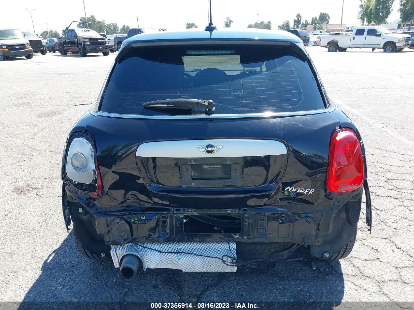 2015 MINI COOPER HARDTOP 4 DOOR WMWXS5C53FT828092