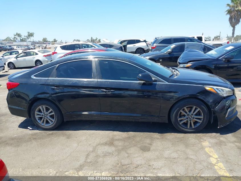 2015 HYUNDAI SONATA 2.4L SE - 5NPE24AF4FH160176