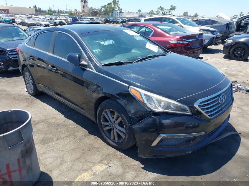 2015 HYUNDAI SONATA 2.4L SE - 5NPE24AF4FH160176