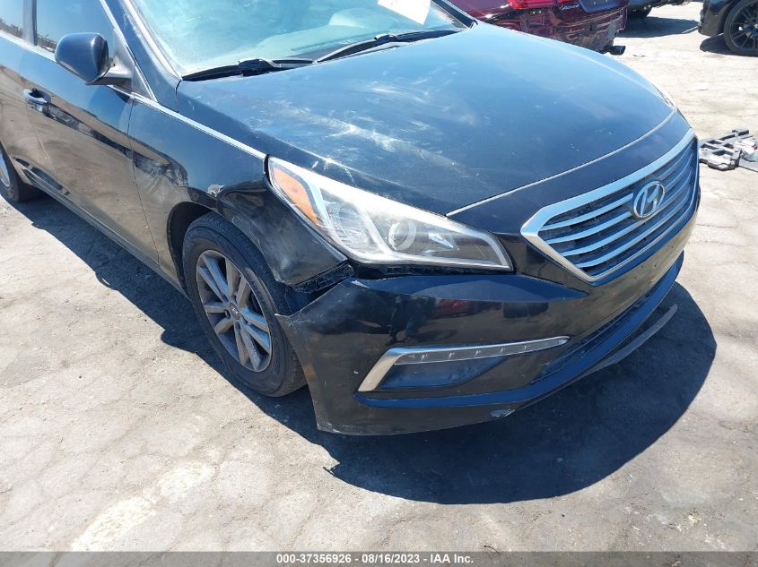 2015 HYUNDAI SONATA 2.4L SE - 5NPE24AF4FH160176