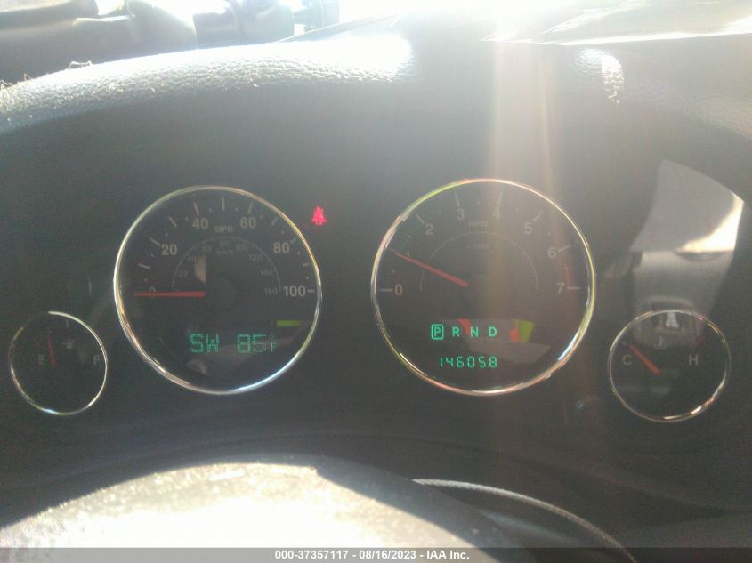 2013 JEEP WRANGLER UNLIMITED SAHARA - 1C4BJWEG8DL562876