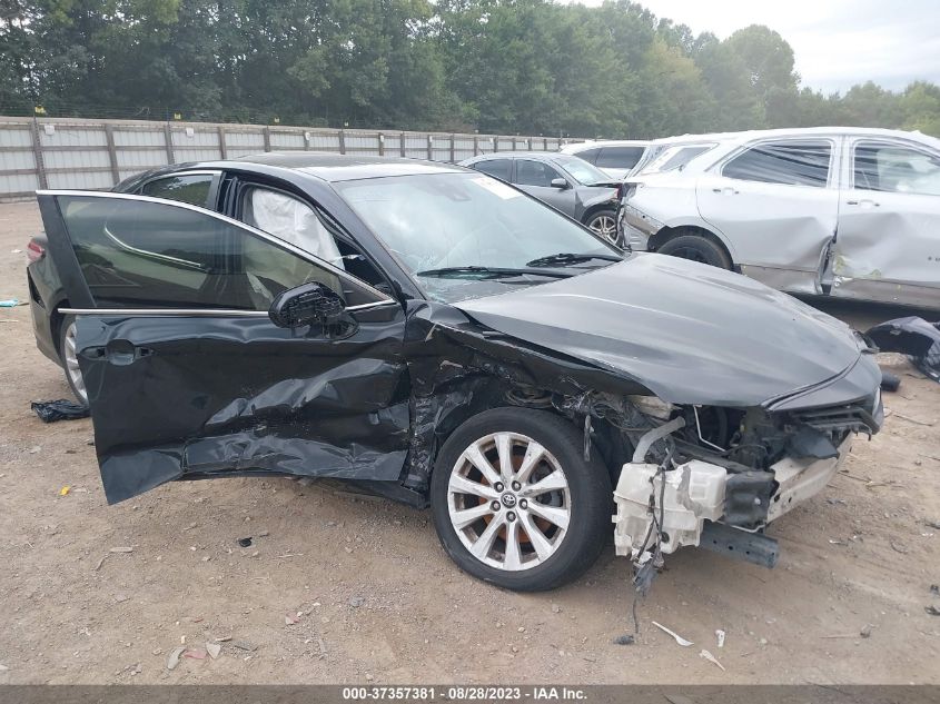 2018 TOYOTA CAMRY LE/SE/XLE/L - 4T1B11HK1JU581967