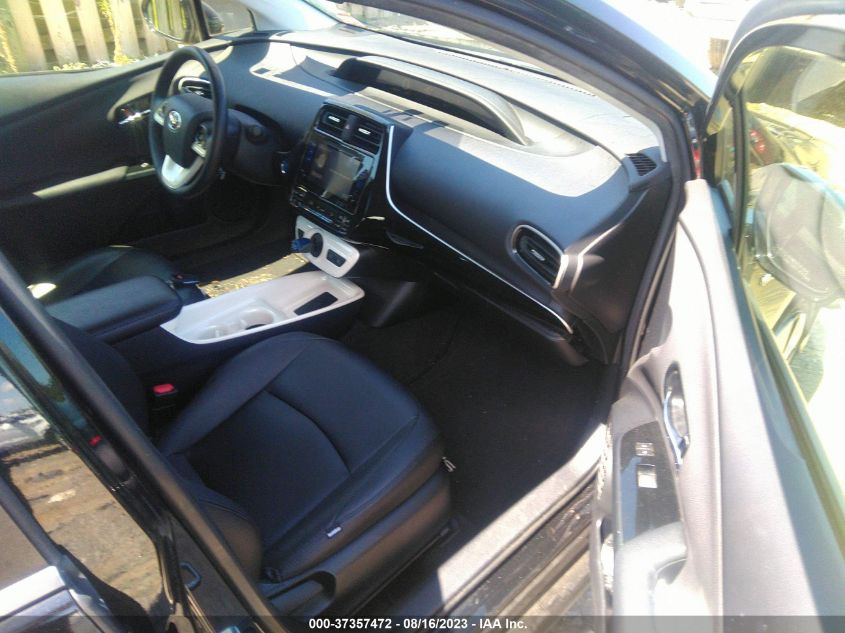 2016 TOYOTA PRIUS FOUR - JTDKARFU1G3014938