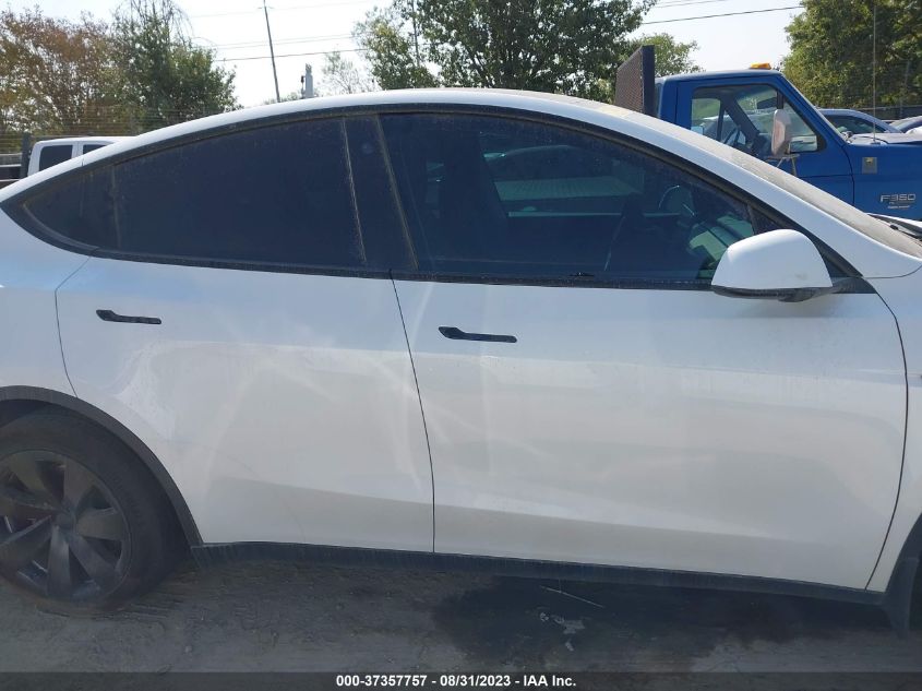 2022 TESLA MODEL Y LONG RANGE - 7SAYGAEE4NF378469
