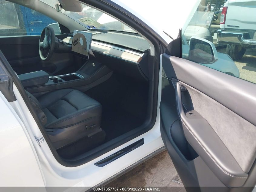 2022 TESLA MODEL Y LONG RANGE - 7SAYGAEE4NF378469