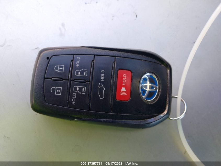 2021 TOYOTA SIENNA LIMITED/PLATINUM - 5TDERKEC6MS022615