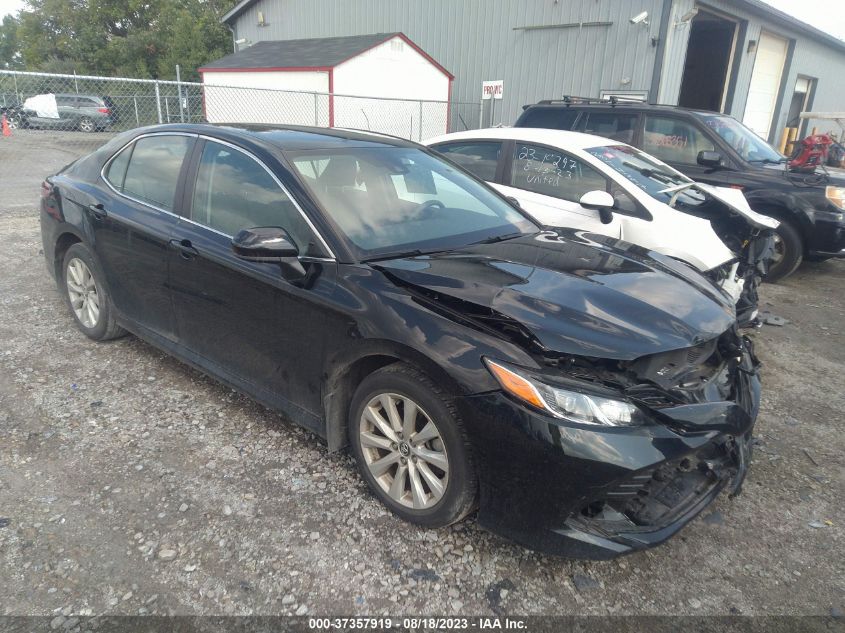 2020 TOYOTA CAMRY LE - 4T1C11AK2LU896438