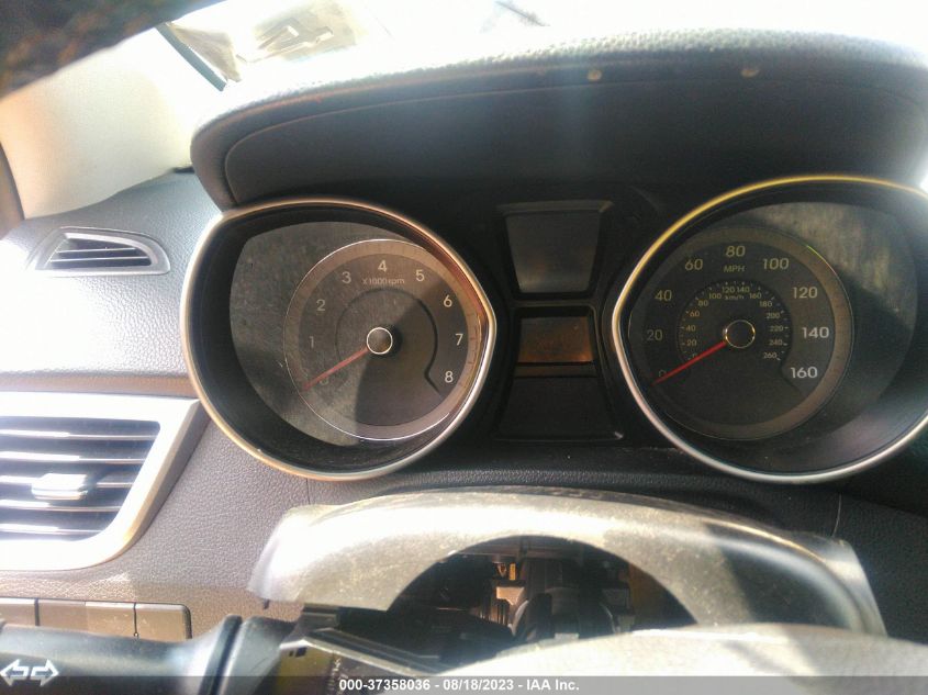 2013 HYUNDAI ELANTRA GT - KMHD35LE9DU044179