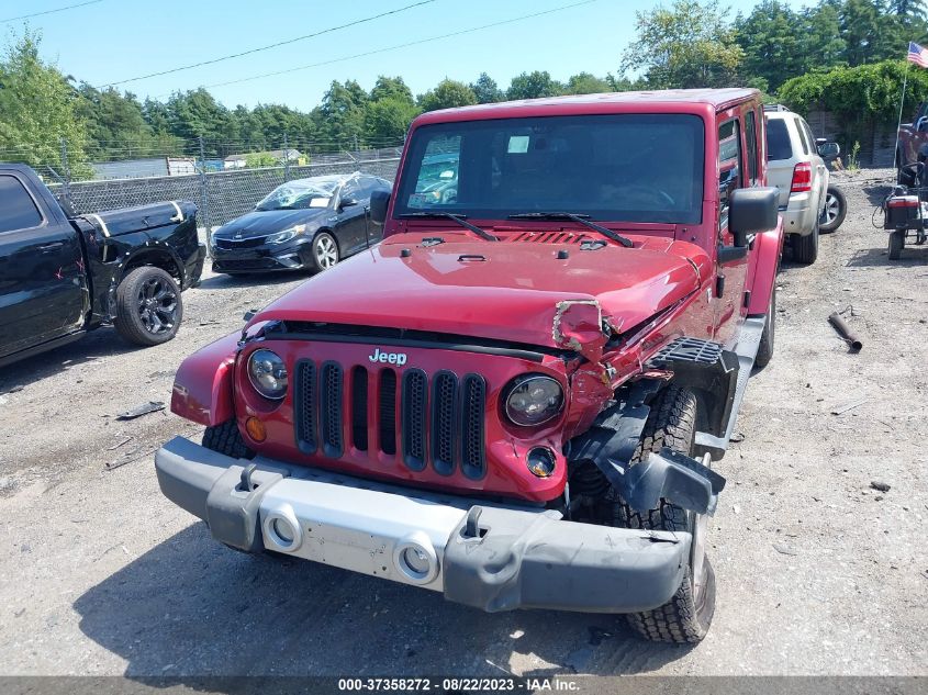 2013 JEEP WRANGLER UNLIMITED SAHARA - 1C4BJWEG5DL527924