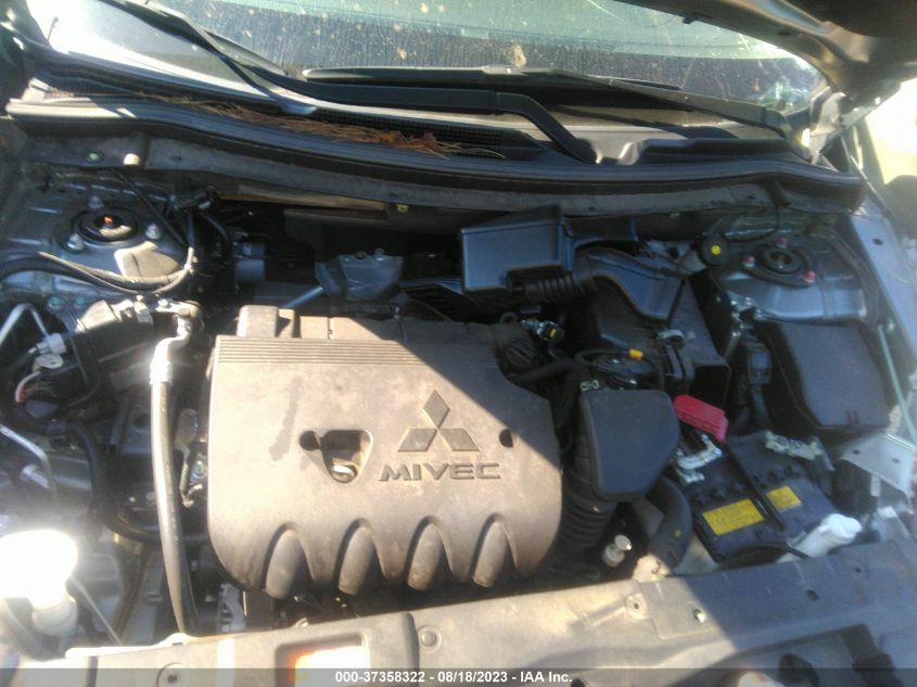 2020 MITSUBISHI OUTLANDER SE/SEL/LE/SP - JA4AD3A31LZ043713
